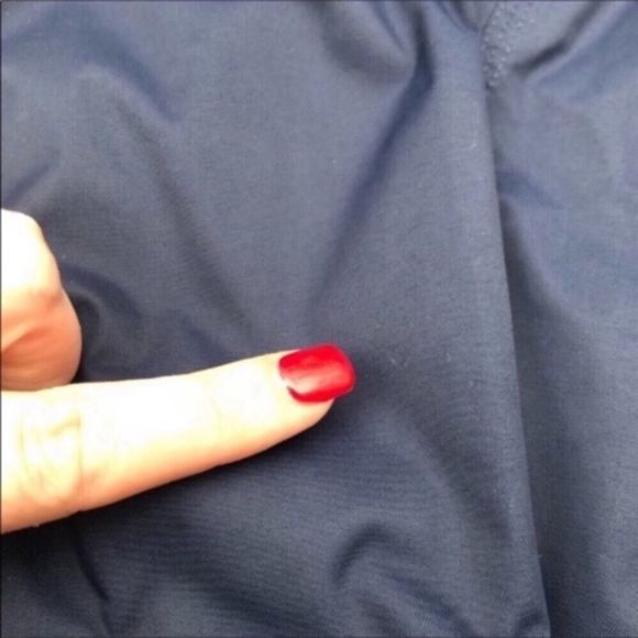 Lululemon Fo Drizzle Rain Jacket - Picture 6 of 8